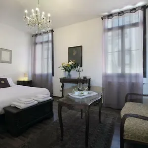 the-palace-5613.hotelslidodijesolo.com/