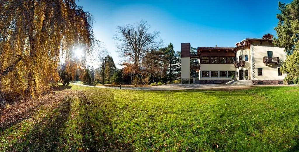 Nocleg ze śniadaniem B&B Villa Cavallier Barzio